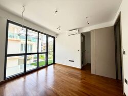 Simon Lane (D19), Terrace #539288231